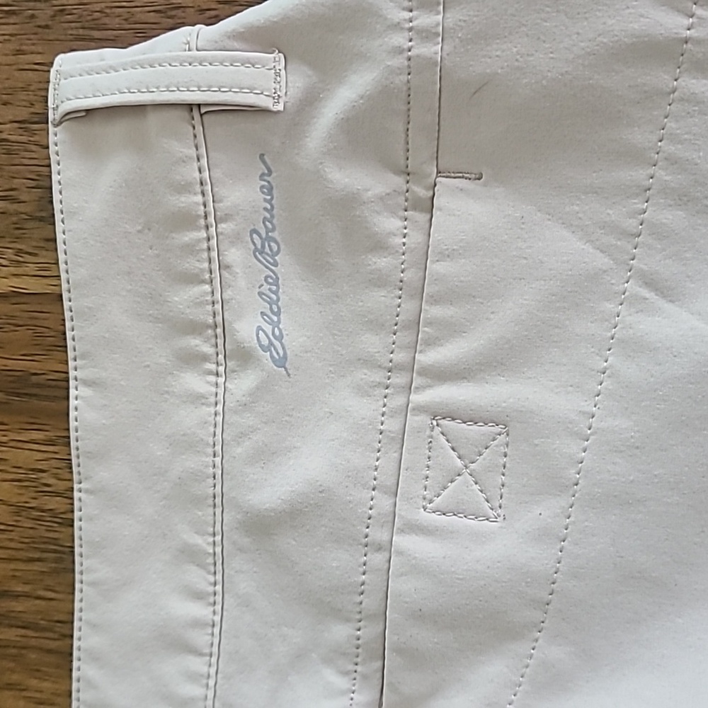 Eddie Bauer Womens 8 Travel Pocketed Khaki Skort Beige - Picture 4 of 5
